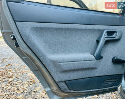 Серый ВАЗ 2110, объемом двигателя 1.6 л и пробегом 213 тыс. км за 2200 $, фото 14 на Automoto.ua