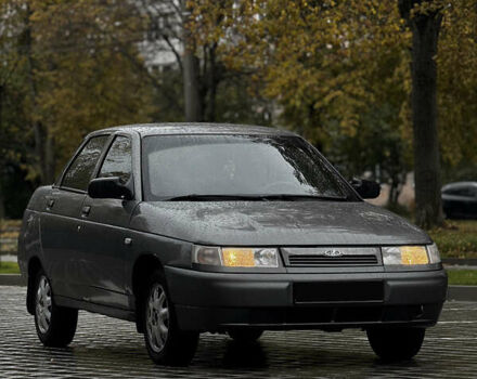 Серый ВАЗ 2110, объемом двигателя 1.6 л и пробегом 90 тыс. км за 2400 $, фото 1 на Automoto.ua