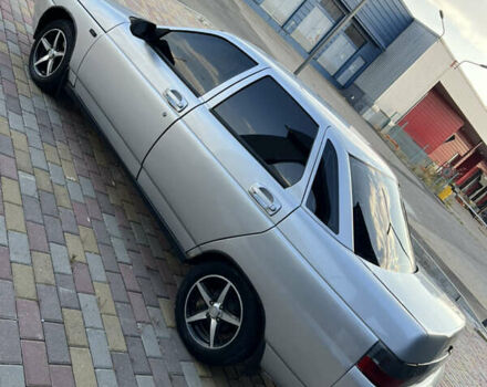 Серый ВАЗ 2110, объемом двигателя 1.6 л и пробегом 271 тыс. км за 2400 $, фото 1 на Automoto.ua