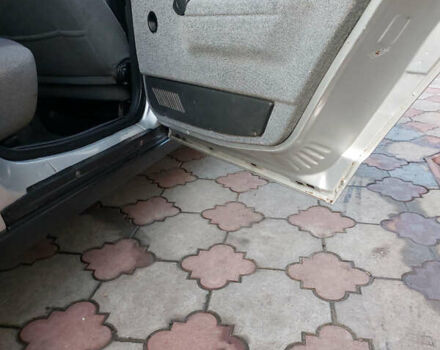 Серый ВАЗ 2110, объемом двигателя 1.6 л и пробегом 237 тыс. км за 2900 $, фото 15 на Automoto.ua