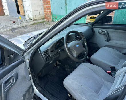 Сірий ВАЗ 2110, об'ємом двигуна 1.6 л та пробігом 176 тис. км за 2100 $, фото 15 на Automoto.ua