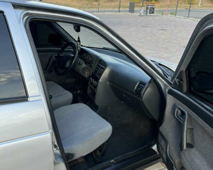 Серый ВАЗ 2110, объемом двигателя 1.6 л и пробегом 271 тыс. км за 2400 $, фото 8 на Automoto.ua
