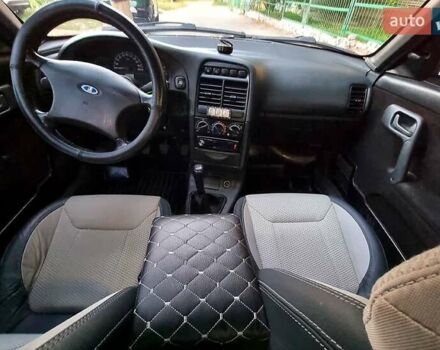 Серый ВАЗ 2110, объемом двигателя 1.6 л и пробегом 160 тыс. км за 2700 $, фото 4 на Automoto.ua