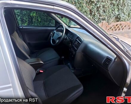 Сірий ВАЗ 2110, об'ємом двигуна 1.6 л та пробігом 180 тис. км за 2650 $, фото 9 на Automoto.ua