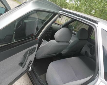 Сірий ВАЗ 2110, об'ємом двигуна 1.6 л та пробігом 200 тис. км за 2650 $, фото 6 на Automoto.ua