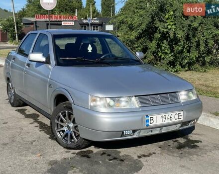 Серый ВАЗ 2110, объемом двигателя 1.6 л и пробегом 386 тыс. км за 2500 $, фото 2 на Automoto.ua