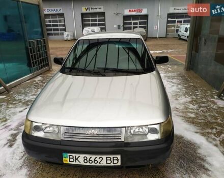 Серый ВАЗ 2110, объемом двигателя 1.6 л и пробегом 440 тыс. км за 1300 $, фото 3 на Automoto.ua