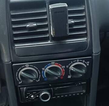 Серый ВАЗ 2110, объемом двигателя 1.6 л и пробегом 220 тыс. км за 2600 $, фото 3 на Automoto.ua