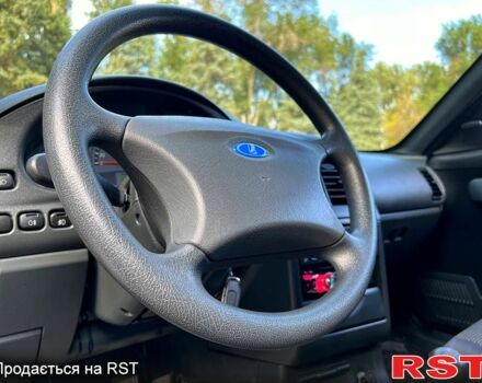 Серый ВАЗ 2110, объемом двигателя 16 л и пробегом 60 тыс. км за 4200 $, фото 1 на Automoto.ua
