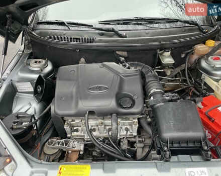 Сірий ВАЗ 2110, об'ємом двигуна 1.6 л та пробігом 175 тис. км за 1750 $, фото 12 на Automoto.ua