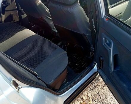 Сірий ВАЗ 2110, об'ємом двигуна 1.6 л та пробігом 100 тис. км за 3350 $, фото 12 на Automoto.ua