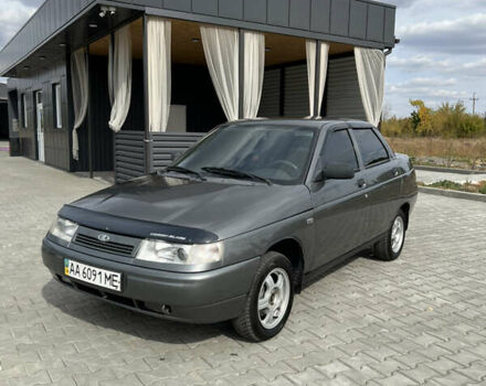 Серый ВАЗ 2110, объемом двигателя 1.6 л и пробегом 141 тыс. км за 2800 $, фото 3 на Automoto.ua