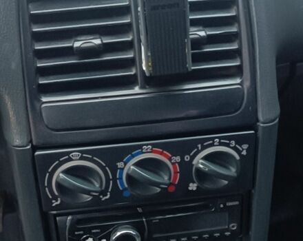 Серый ВАЗ 2110, объемом двигателя 1.6 л и пробегом 220 тыс. км за 2600 $, фото 4 на Automoto.ua