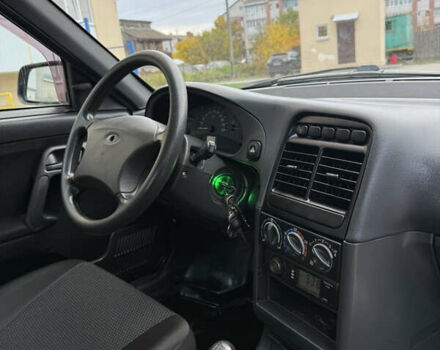 Сірий ВАЗ 2110, об'ємом двигуна 1.6 л та пробігом 190 тис. км за 2650 $, фото 22 на Automoto.ua