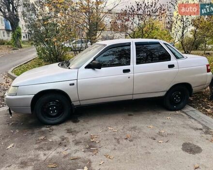 Серый ВАЗ 2110, объемом двигателя 1.6 л и пробегом 170 тыс. км за 2700 $, фото 3 на Automoto.ua