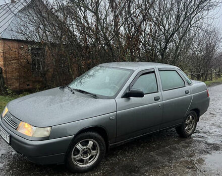 Серый ВАЗ 2110, объемом двигателя 1.6 л и пробегом 316 тыс. км за 2600 $, фото 2 на Automoto.ua