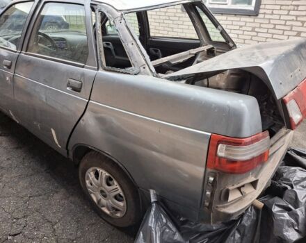 Серый ВАЗ 2110, объемом двигателя 1.6 л и пробегом 120 тыс. км за 829 $, фото 3 на Automoto.ua