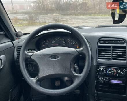 Серый ВАЗ 2110, объемом двигателя 1.6 л и пробегом 250 тыс. км за 2699 $, фото 7 на Automoto.ua