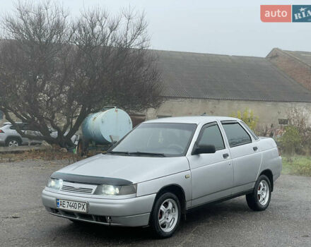 Серый ВАЗ 2110, объемом двигателя 1.6 л и пробегом 250 тыс. км за 2699 $, фото 2 на Automoto.ua