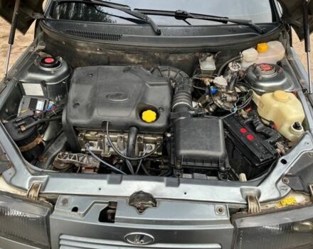 Серый ВАЗ 2110, объемом двигателя 1.6 л и пробегом 195 тыс. км за 3000 $, фото 1 на Automoto.ua