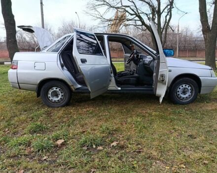 Сірий ВАЗ 2110, об'ємом двигуна 1.6 л та пробігом 350 тис. км за 1654 $, фото 6 на Automoto.ua