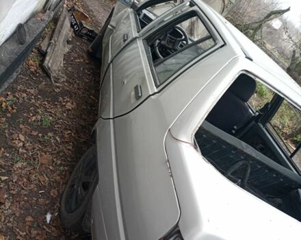 Серый ВАЗ 2110, объемом двигателя 1.2 л и пробегом 10 тыс. км за 142 $, фото 2 на Automoto.ua