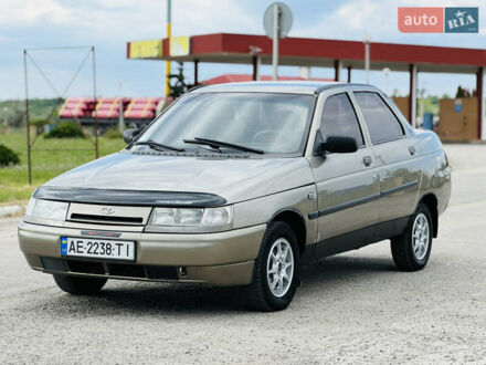 Серый ВАЗ 2110, объемом двигателя 1.5 л и пробегом 200 тыс. км за 1950 $, фото 1 на Automoto.ua