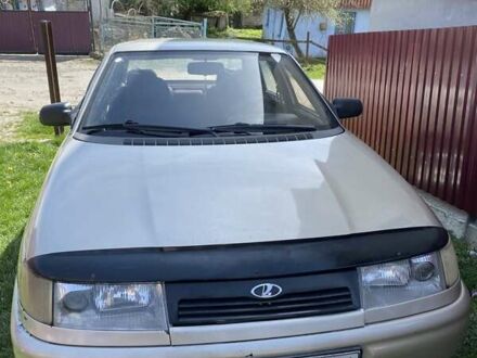 Серый ВАЗ 2110, объемом двигателя 1.5 л и пробегом 299 тыс. км за 1100 $, фото 1 на Automoto.ua