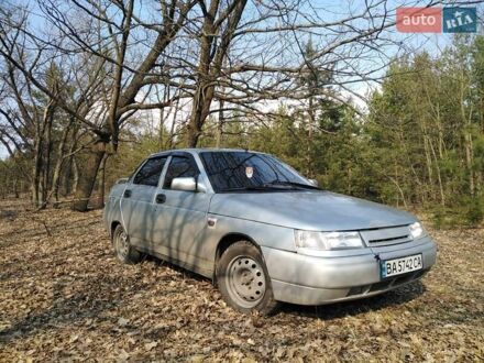 ВАЗ 2110 2001 у Светловдске на Automoto.ua Сірий ВАЗ 2110, об'ємом двигуна 1.5 л та пробігом 290 тис. км за 1650 $, фото 1 на Automoto.ua