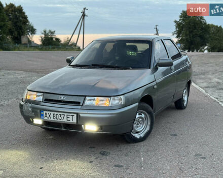 Серый ВАЗ 2110, объемом двигателя 1.5 л и пробегом 230 тыс. км за 1300 $, фото 1 на Automoto.ua