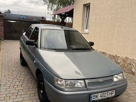 ВАЗ 2110 2002 в Ровно на Automoto.ua Серый ВАЗ 2110, объемом двигателя 1.5 л и пробегом 100 тыс. км за 2000 $, фото 1 на Automoto.ua