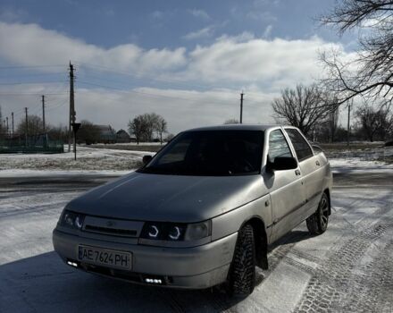 Серый ВАЗ 2110, объемом двигателя 1.5 л и пробегом 225 тыс. км за 2000 $, фото 1 на Automoto.ua