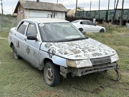 Серый ВАЗ 2110, объемом двигателя 1.5 л и пробегом 200 тыс. км за 450 $, фото 1 на Automoto.ua