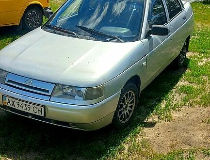 Серый ВАЗ 2110, объемом двигателя 1.6 л и пробегом 200 тыс. км за 1800 $, фото 1 на Automoto.ua