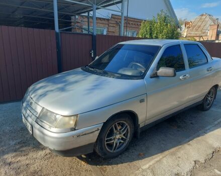 Серый ВАЗ 2110, объемом двигателя 1.6 л и пробегом 200 тыс. км за 778 $, фото 1 на Automoto.ua