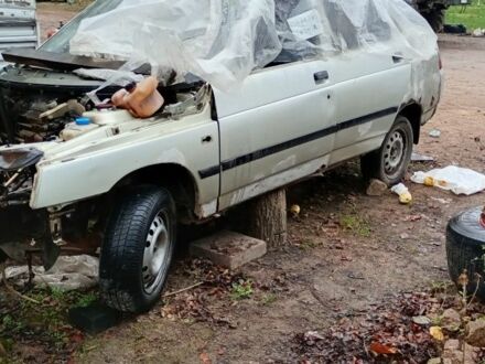 Серый ВАЗ 2110, объемом двигателя 0 л и пробегом 200 тыс. км за 300 $, фото 1 на Automoto.ua