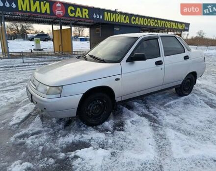 Серый ВАЗ 2110, объемом двигателя 1.6 л и пробегом 200 тыс. км за 1999 $, фото 1 на Automoto.ua