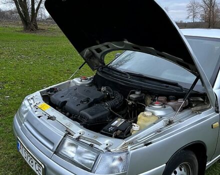 Серый ВАЗ 2110, объемом двигателя 1.6 л и пробегом 345 тыс. км за 2000 $, фото 1 на Automoto.ua