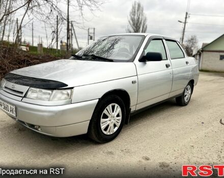 Серый ВАЗ 2110, объемом двигателя 1.6 л и пробегом 300 тыс. км за 1150 $, фото 1 на Automoto.ua
