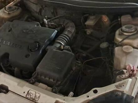 Серый ВАЗ 2110, объемом двигателя 1.6 л и пробегом 450 тыс. км за 1100 $, фото 1 на Automoto.ua