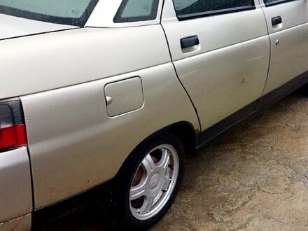 Серый ВАЗ 2110, объемом двигателя 1.6 л и пробегом 180 тыс. км за 2200 $, фото 1 на Automoto.ua