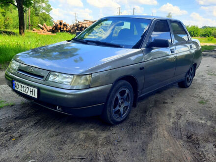 Серый ВАЗ 2110, объемом двигателя 1.6 л и пробегом 259 тыс. км за 1400 $, фото 1 на Automoto.ua