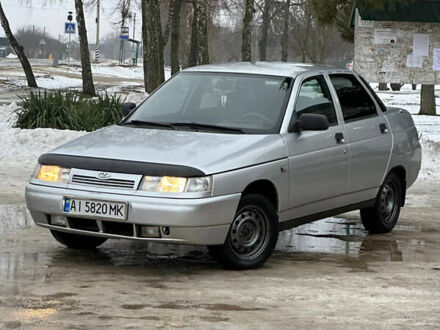 Сірий ВАЗ 2110, об'ємом двигуна 1.6 л та пробігом 200 тис. км за 1999 $, фото 1 на Automoto.ua