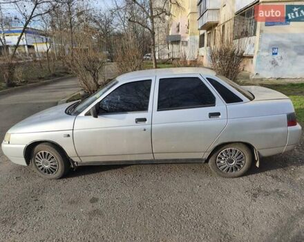 Серый ВАЗ 2110, объемом двигателя 1.6 л и пробегом 195 тыс. км за 2400 $, фото 1 на Automoto.ua