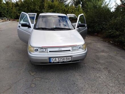 Серый ВАЗ 2110, объемом двигателя 1.6 л и пробегом 185 тыс. км за 2350 $, фото 1 на Automoto.ua