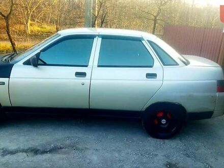 Серый ВАЗ 2110, объемом двигателя 1.6 л и пробегом 180 тыс. км за 2200 $, фото 1 на Automoto.ua