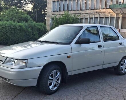 Серый ВАЗ 2110, объемом двигателя 1.6 л и пробегом 182 тыс. км за 2150 $, фото 1 на Automoto.ua