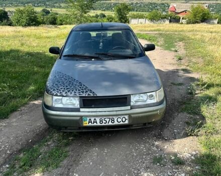 Серый ВАЗ 2110, объемом двигателя 1.6 л и пробегом 239 тыс. км за 1052 $, фото 1 на Automoto.ua