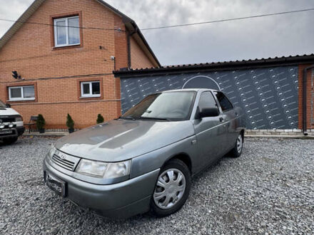 Серый ВАЗ 2110, объемом двигателя 1.6 л и пробегом 220 тыс. км за 2400 $, фото 1 на Automoto.ua