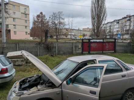 Сірий ВАЗ 2110, об'ємом двигуна 1.6 л та пробігом 382 тис. км за 1200 $, фото 1 на Automoto.ua
